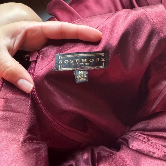 Dress - Picture 5 of 6